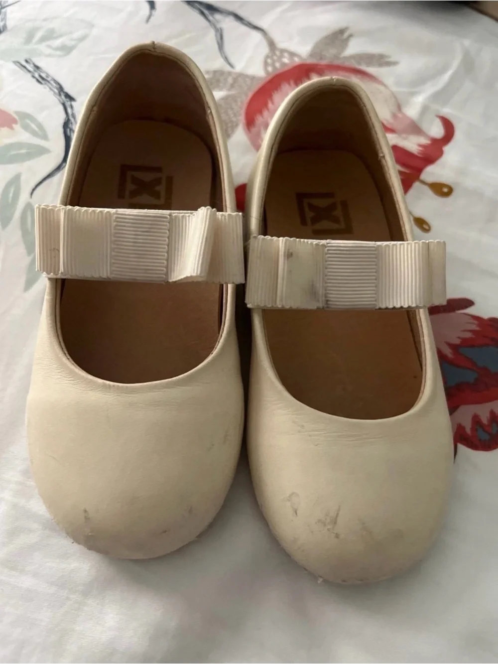 LUXELIM SZ 25 ivory leather shoes